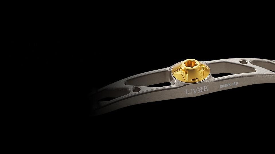 LIVRE CRANK 130 130mm extra-long main plate with a gold center nut