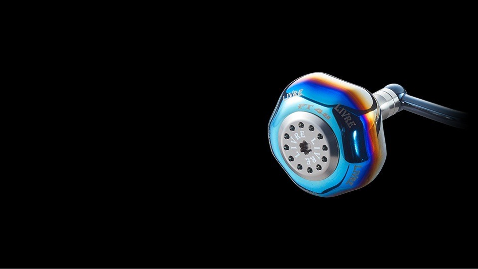 LIVRE PT48 mounted on a reel handle
