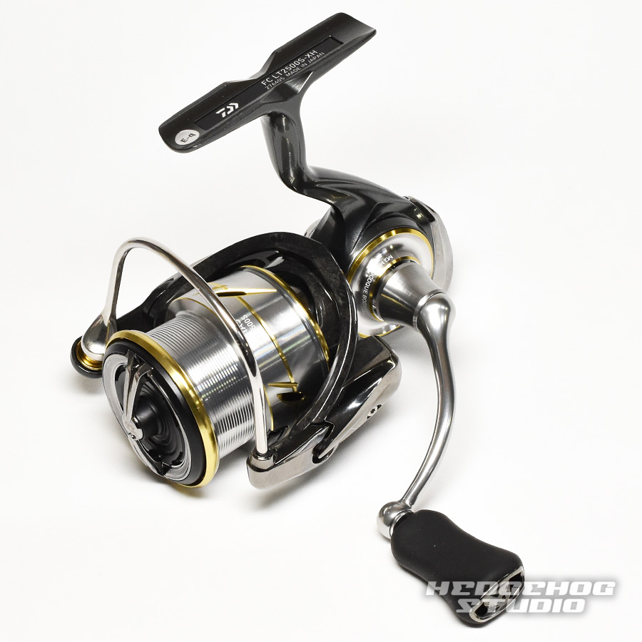 Daiwa 20 Luvias FC LT Spinnrolle Made in Japan High End Spinn Rolle Frontbremse 