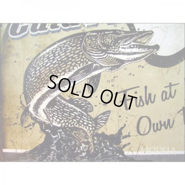 画像3: 釣りグッズ・インテリア【アメリカンブリキ看板】怪魚のいる水域案内 品番:BS010 (3)