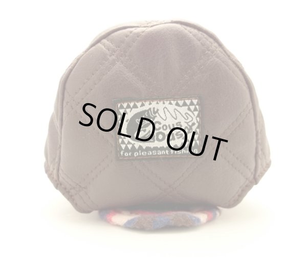 画像2: 【Couscous/クスクス】 ハンドメイドリールカバー キルティングブラウン×ネイティブアメリカン柄レッド (型番:qui_br-eth_in_re) ※在庫限りの特価※ (2)